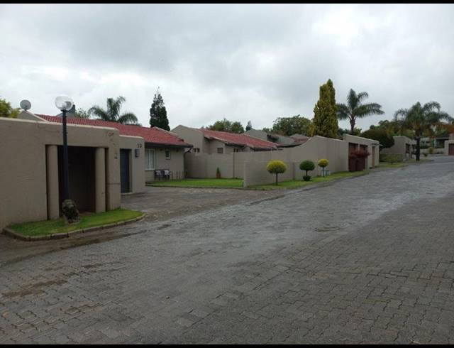 3 BEDROOM PROPERTY TO RENT IN DOWERGLEN